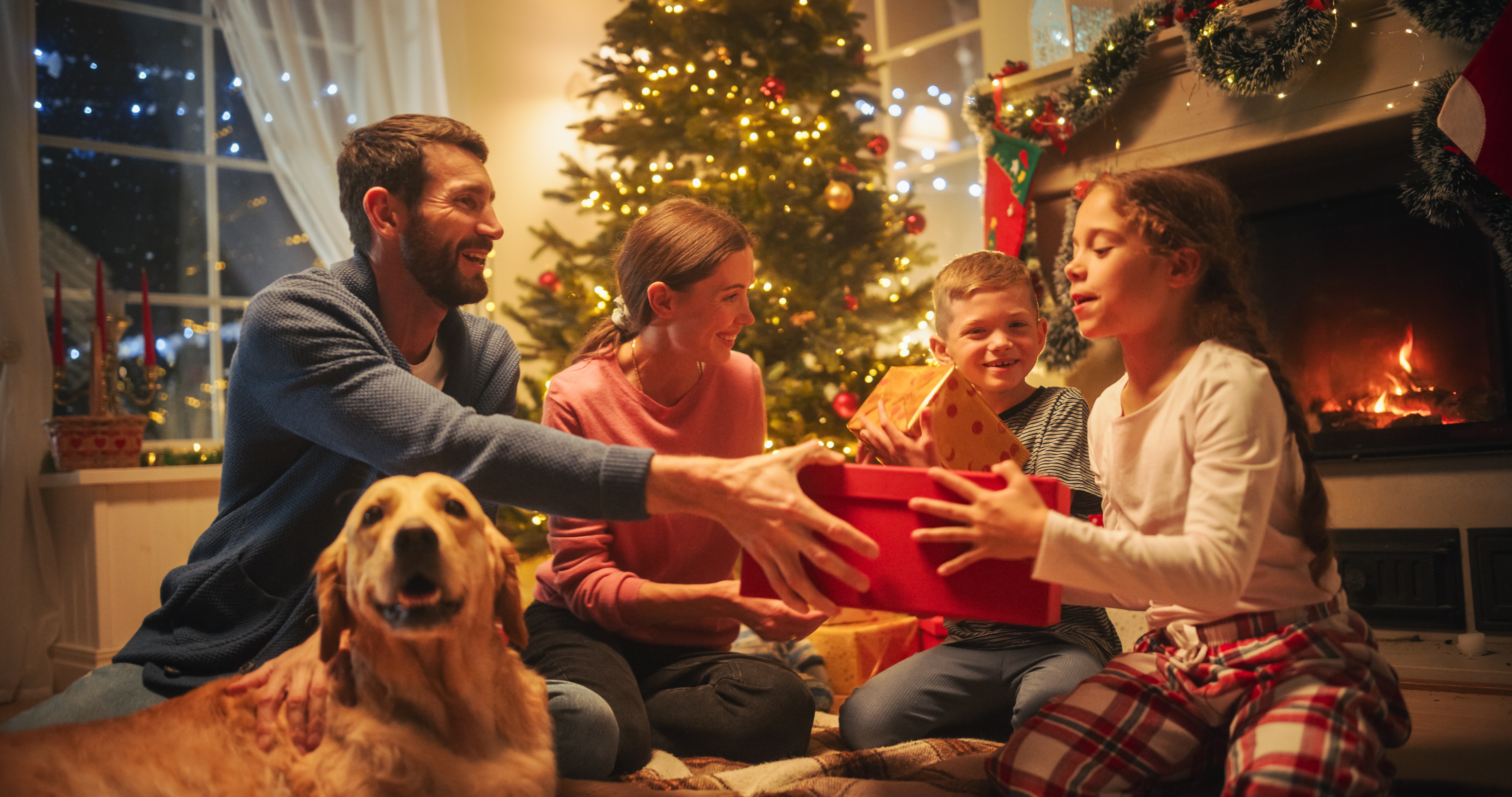 Karácsony kisgyerekkel – hogyan adjuk meg az ünnep varázsát a legkisebbeknek?